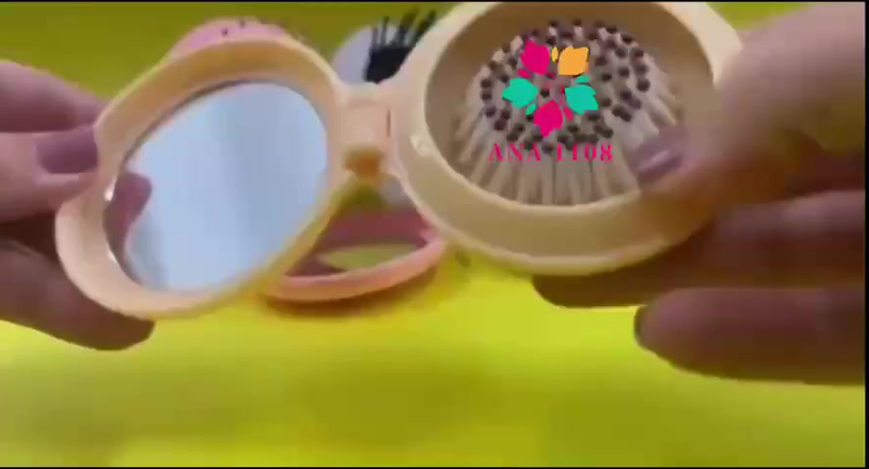 ANA1108 KIT Mini Escova de Cabelo Dobrável Com Espelho-Portátil e Perfeita Para Bolsa